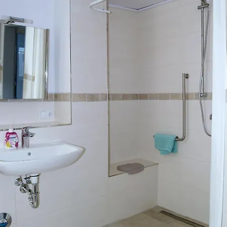 Ferienwohnung Heidi * פפנבורג